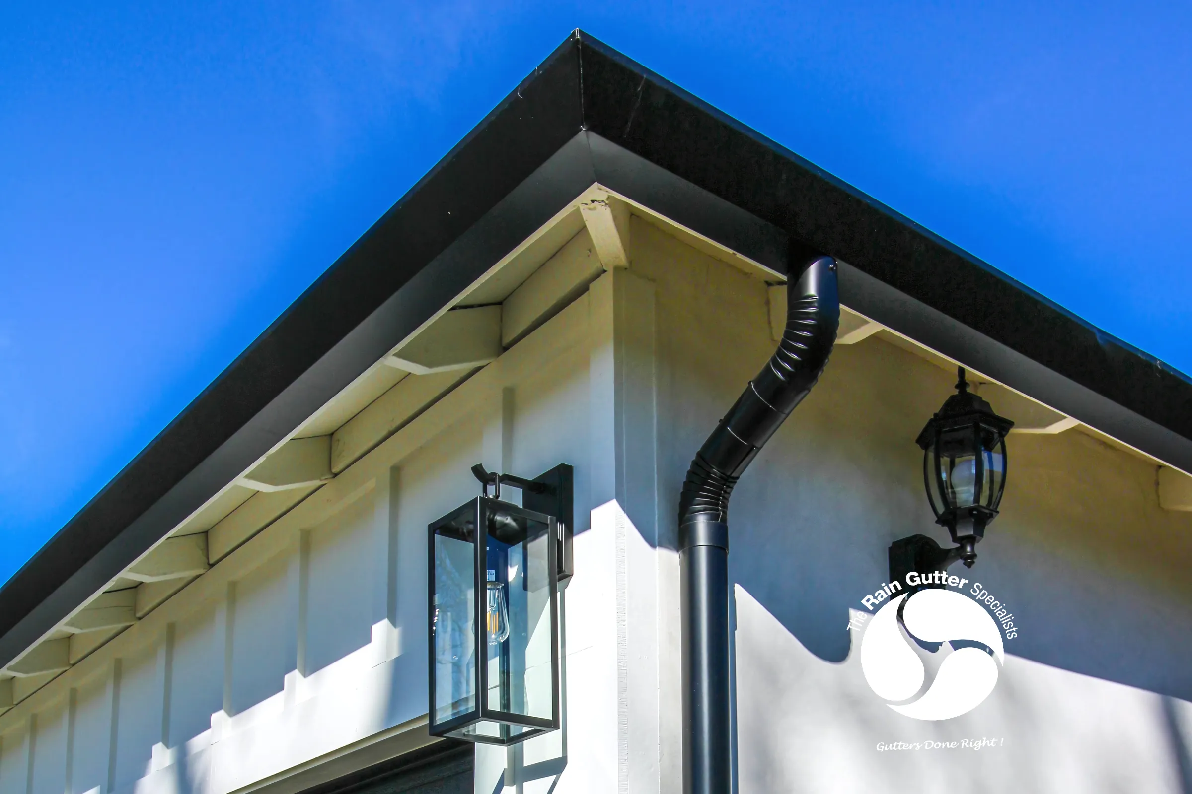 Seamless gutter installation project in Los Angeles